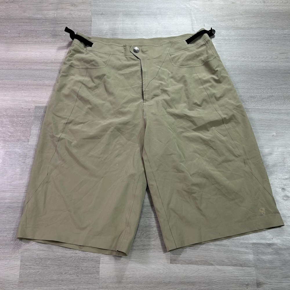 Stoic Shorts Mens Medium Beige 12" Inseam Hiking Adjustable Waist Outdoor Trail